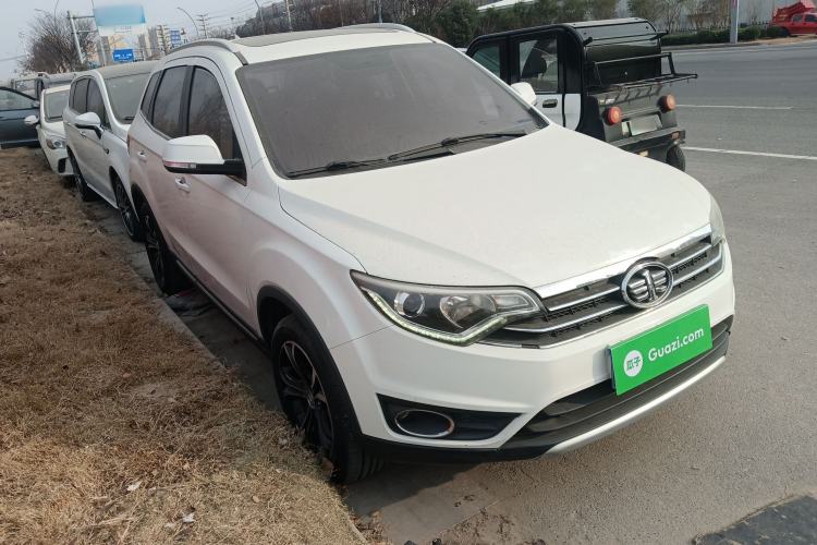 Used FAW Senya R7 2017 1.6L Automatic Luxury Model
