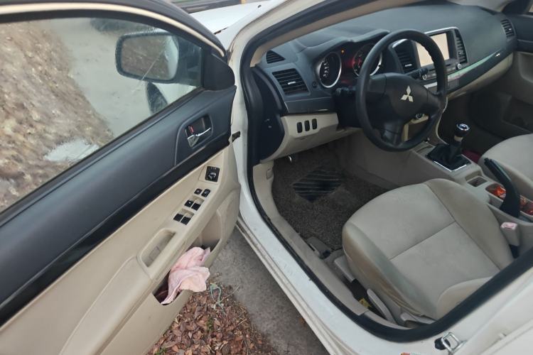 Used Mitsubishi Lancer EX 2012 1.8L Manual Charm Edition
