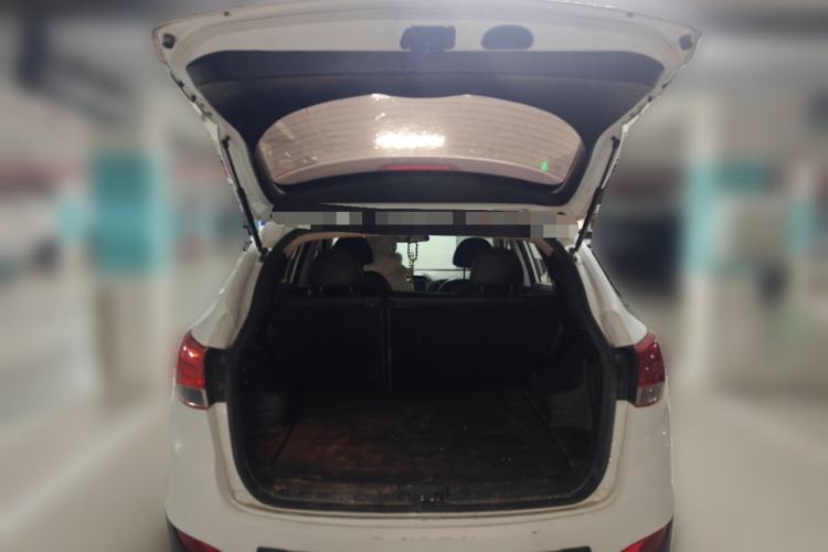 Used Hyundai ix35 2012 2.0L Automatic Two-Wheel Drive Elite Edition GLS
