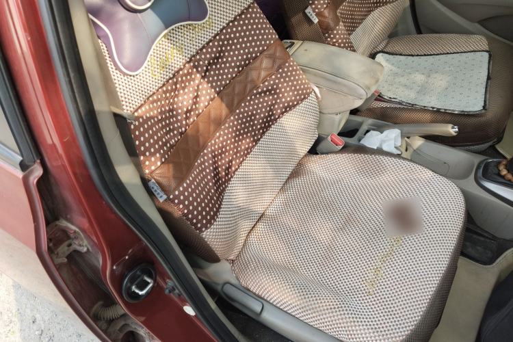 Used Honda City Classic 2012 1.5L manual Comfort version
