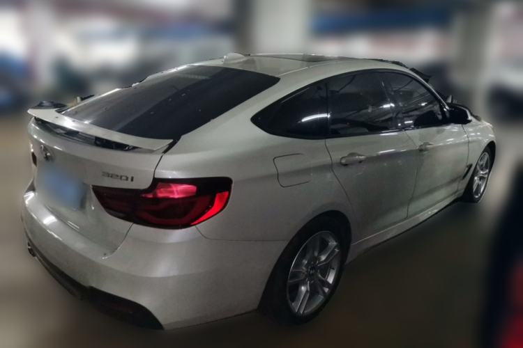 Used BMW 3 Series GT 2020 320i M Sport Package Rear Right 45 Deg