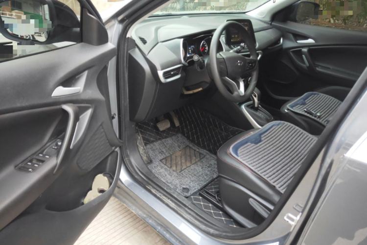 Used Chevrolet Trax 2019 Redline 325T Automatic Fun Edition China VI Standard