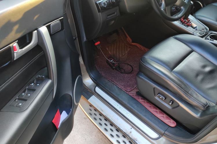 Used Chevrolet Captiva 2015 2.4L 4x4 Flagship Edition 7-Seater