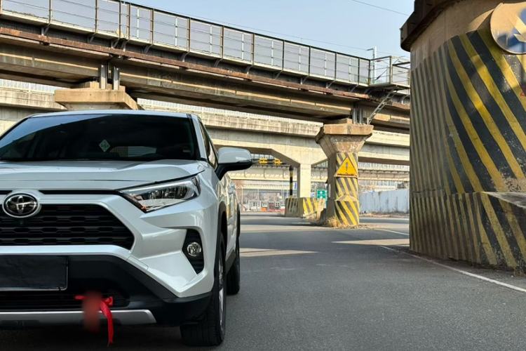 Used Toyota RAV4 2021 2.0L CVT 4x4 Trend Edition
