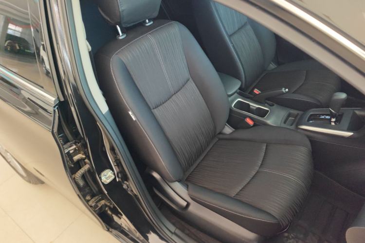 Used Nissan Sylphy 2024 Facelifted Three Classic 1.6XE CVT Comfort Edition Right Front Seat