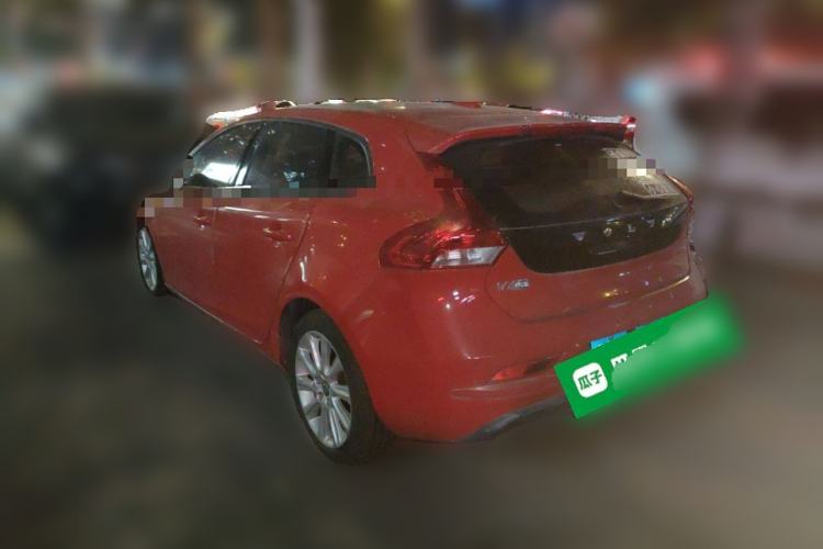 Used Volvo V40 2015 1.6T Zhiyi Edition