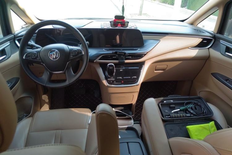 Used Buick GL8 2021 ES Land Cruiser 653T Luxury Edition
