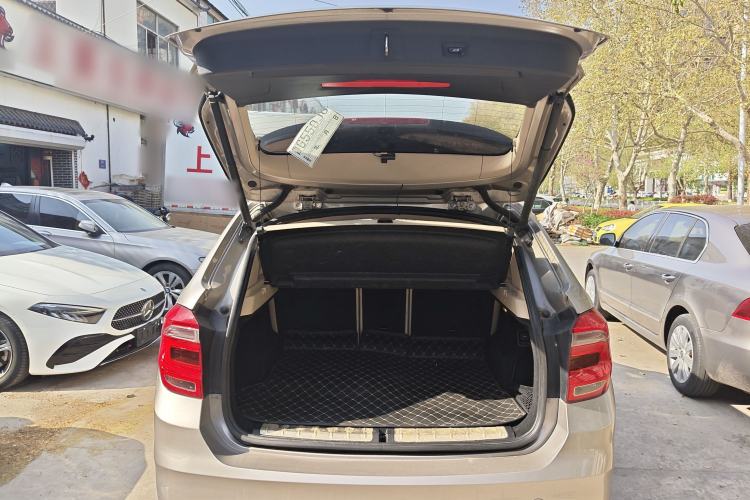 Used Zinoro 60H 2017 Standard Model Trunk