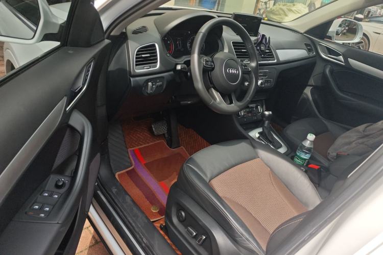 Used Audi Q3 2018 30 TFSI Fashion Edition Collector's Version Driver Seat