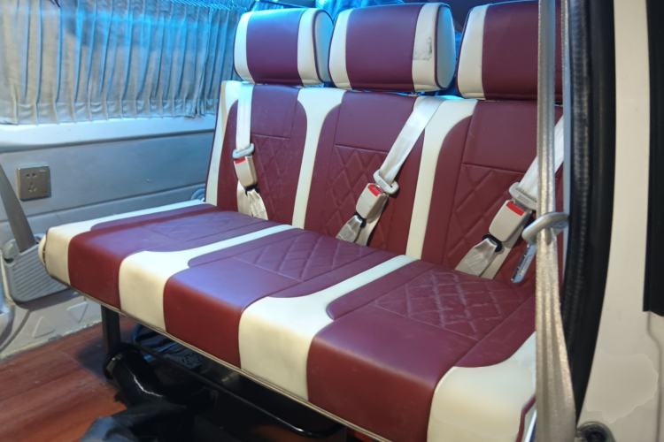 Used Jinbei New Hiace X30L 2019 1.5L Van Business Edition China VI SWC15M Left Rear Seat