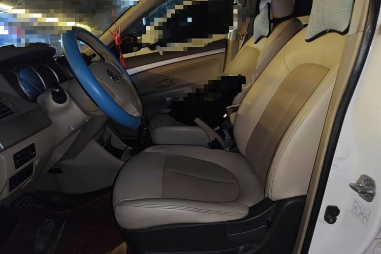 Used Dongfeng Junfeng E11K 2019 Standard Model
