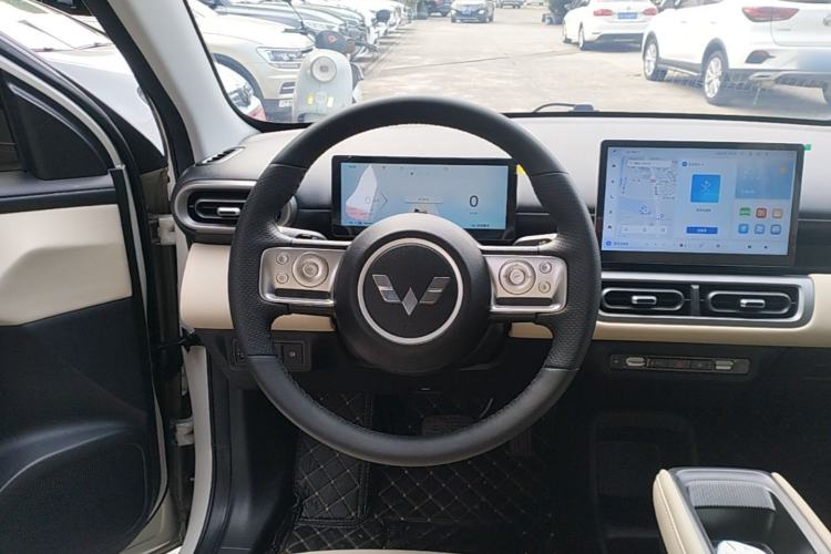 Used Wuling Bingo PLUS 2024 330 km Range Five-Seater Version