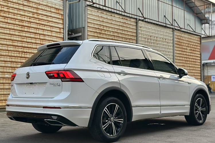 Used Volkswagen Tiguan L 2019 Updated Version 330TSI Automatic Two-Wheel Drive Panoramic Comfort Edition China VI Standard