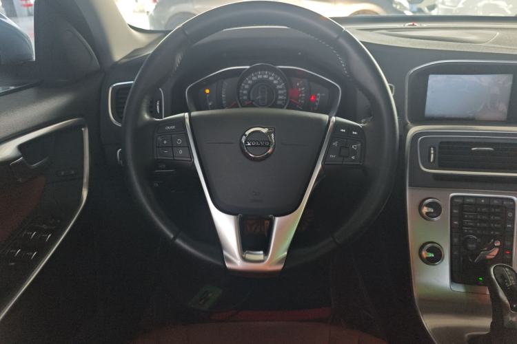 Used Volvo S60 2018 S60L T3 Smart Progress Edition
