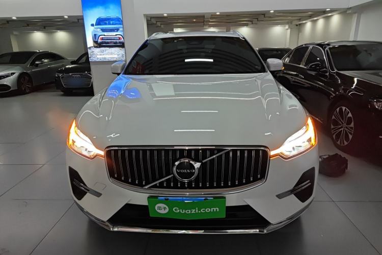 Used Volvo XC60 2022 B5 4x4 Smart Luxury Edition
