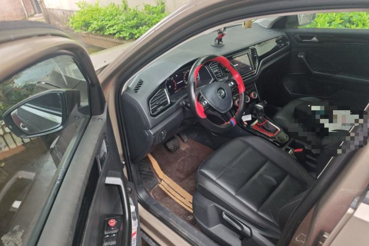 Used Volkswagen T-ROC 2020 280TSI DSG Two-Wheel-Drive Luxury Version