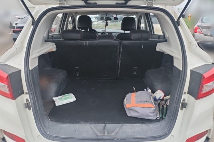 Used BAIC Senova X55 2016 1.5L Manual Comfort Version Trunk
