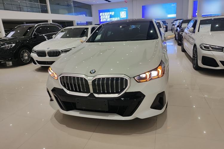 Used BMW 5 Series 2024 530Li Leading Model M Sport Package Front