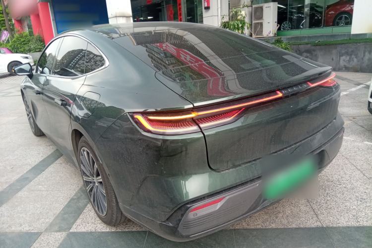 Used Geely Galaxy 8 2025 130km EM-i Flagship Edition