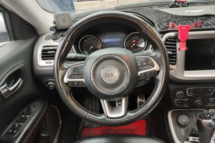 Used Jeep Compass 2017 200T Automatic Family Enjoyment Four-Wheel Drive Edition