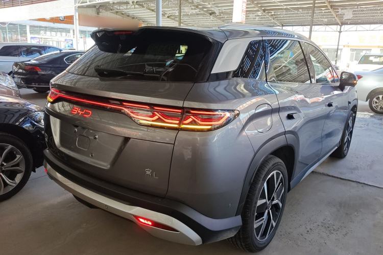 Used BYD Song L DM-i 2025 Intelligent Driving Version 160 km Beyond-Range Type Rear Right 45 Deg