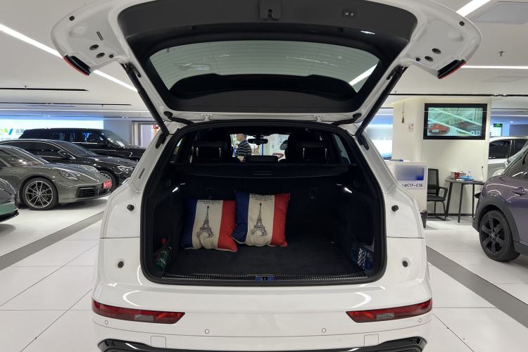 Used Audi Q5L 2023 40T Luxury Dynamic Model Exterior 2