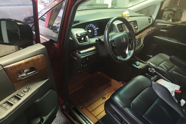 Used Honda Odyssey 2015 2.4L Prestige Edition
