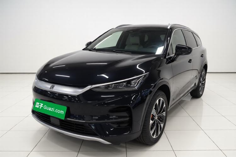 Used BYD Tang New Energy 2024 EV Glory Edition 730KM Premium Model Front Left 45 Deg