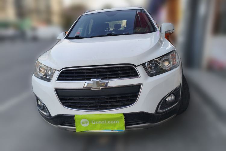 Used Chevrolet Captiva 2015 2.4L 4x4 Flagship Edition 7-Seater