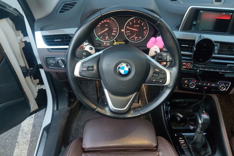 Used BMW X1 2018 sDrive18Li Luxury Model Steering Wheel