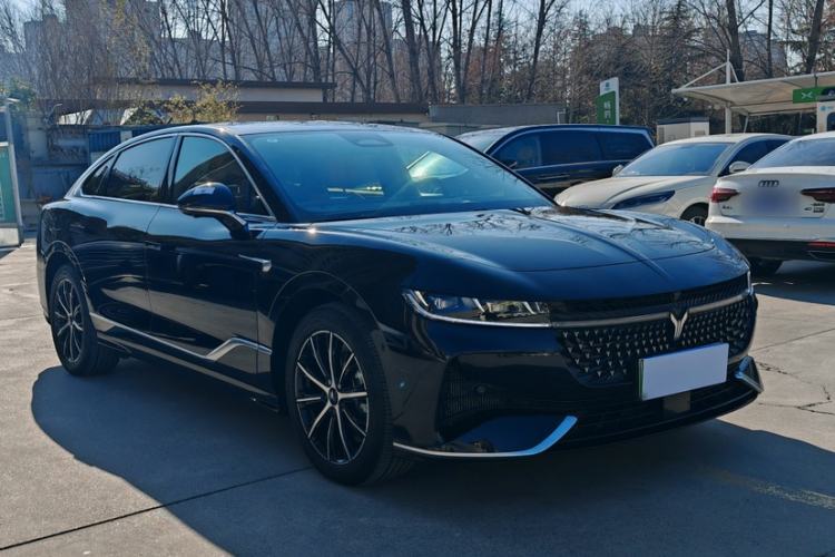 Used VOYAH PASSION 2024 PHEV Four-Wheel Drive Ultra-Long Range Executive Edition
