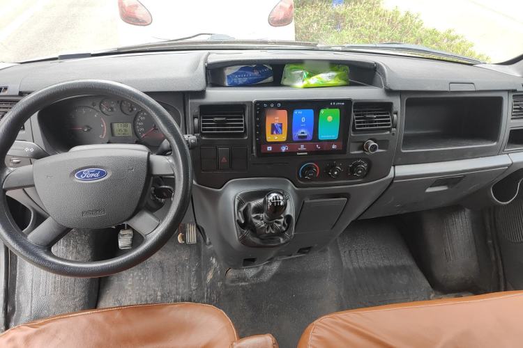 Used Ford Transit Custom 2016 2.2T Short-Wheelbase 6-Seater Mid-Roof Multi-Purpose Vehicle