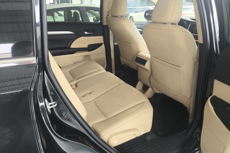 Used Toyota Highlander 2018 2.0T Four-Wheel Drive Luxury Version 7 Seats China VI Standard