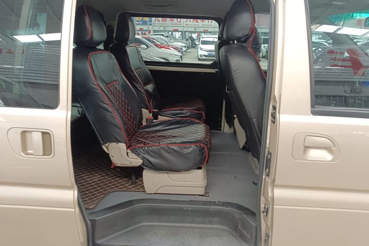 Used FORTHING Lingzhi 2019 Facelifted M5L 1.6L 7-Seater Base Model China VI Standard
