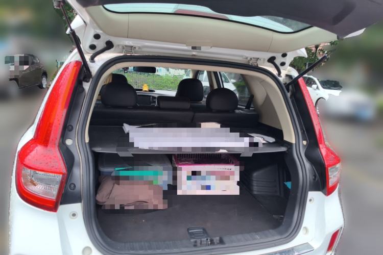 Used Geely Auto Vision X6 2016 1.3T CVT Flagship Model
