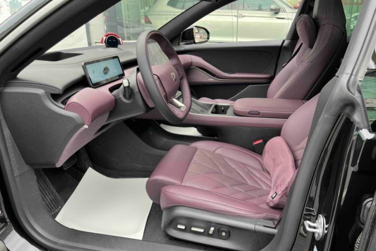 Used Nio ET5T 2025 Model Shadow Package Limited Edition, 75kWh Touring