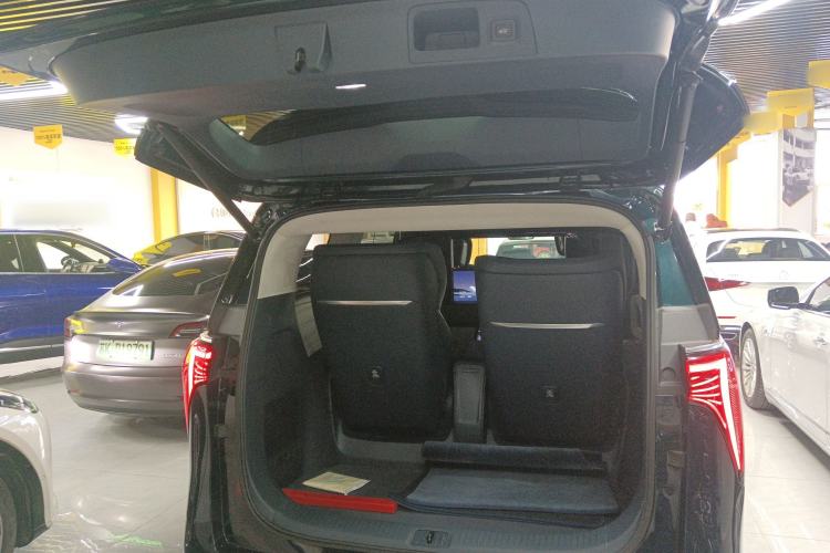 Used Buick Century 2023 2.0T Four-Seat Private Edition Trunk