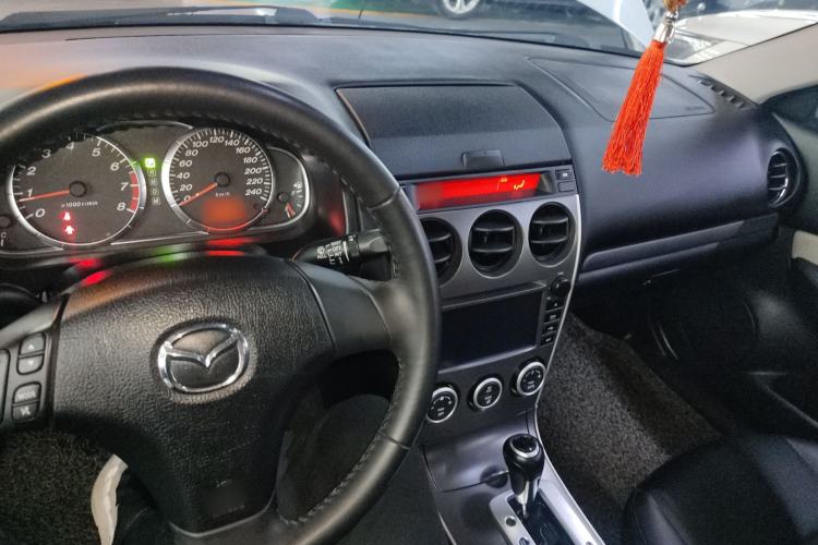 Used Mazda 6 2013 2.0L Automatic Fashion Edition Center Console