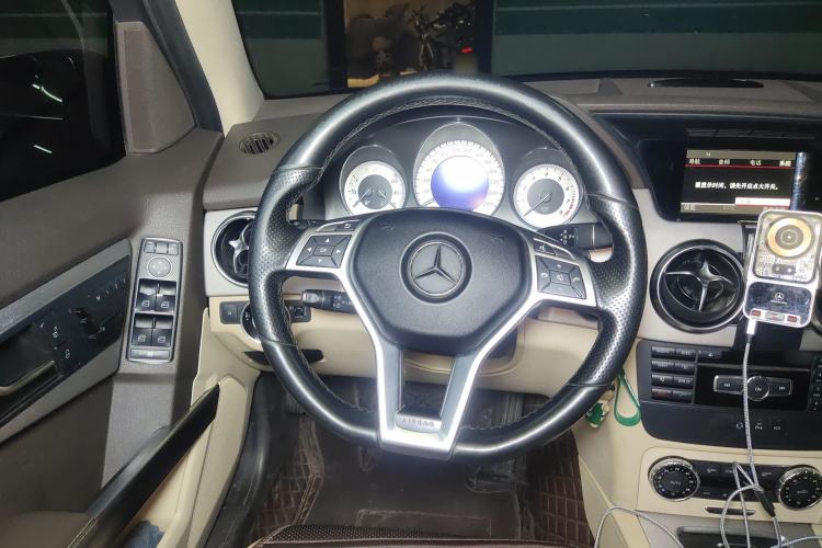 Used Mercedes-Benz GLK-Class 2015 GLK 260 4MATIC Dynamic Edition Ultimate Version