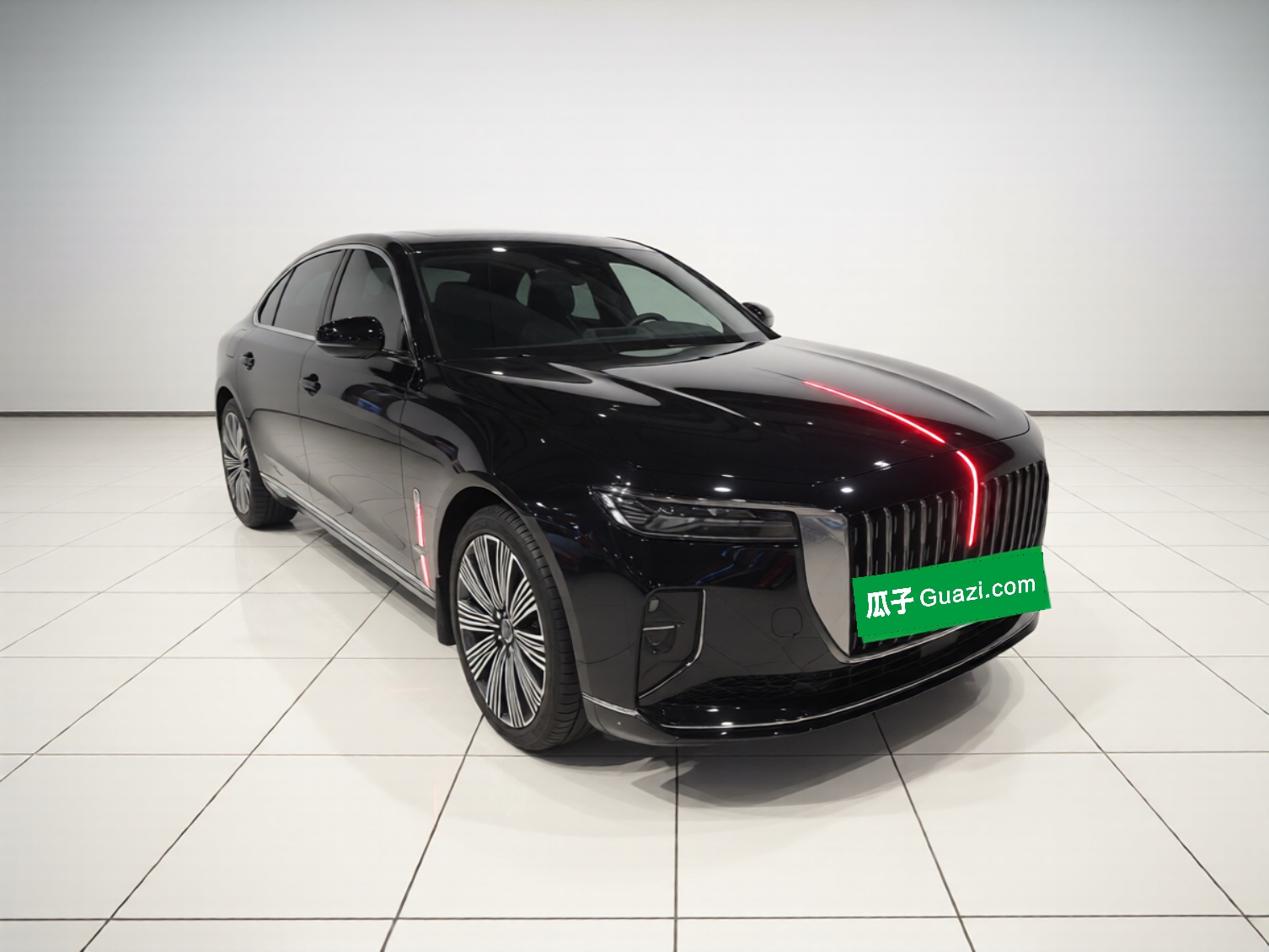 Hongqi H9 2025 Model Facelifted 2.0T Two-Wheel Drive Flag-Style Luxury Business Edition, 5 Seats - Chinese Trim Xiang — снимка 3