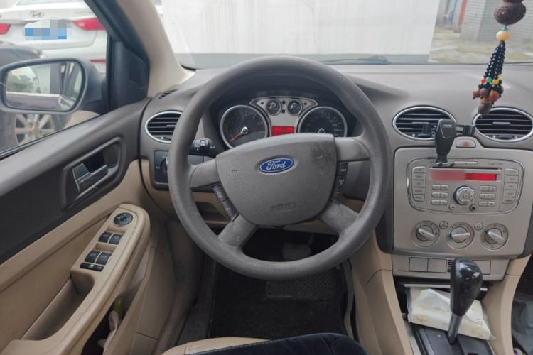 Used Ford Focus 2012 Sedan Classic 1.8L Automatic Fashion Edition
