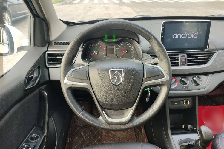Used Baojun 310 2016 1.2L manual Comfort trim level