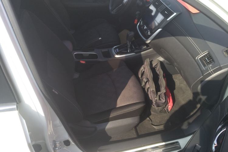 Used Nissan Tiida 2016 1.6L CVT Cool Dynamic Edition