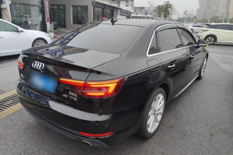 Used Audi A4L 2018 30th Anniversary Edition 40 TFSI Fashion Model
