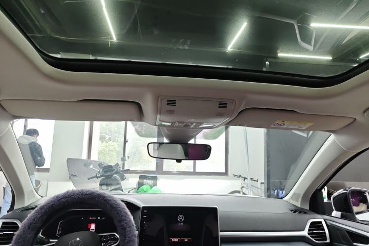 Used Volkswagen Tharu 2023 300TSI Two-Wheel-Drive Full Moon Edition