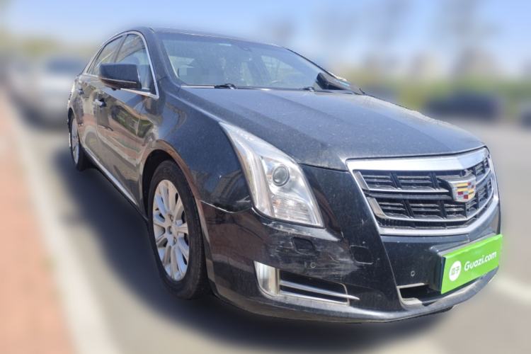 Used Cadillac XTS 2016 28T Elite Edition Front Right 45 Deg