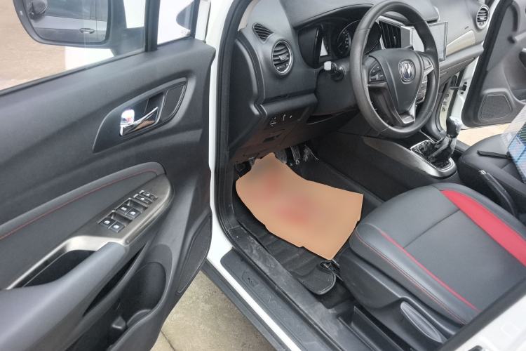 Used CHANGAN CS15 2016 1.5L Manual Fashion Edition