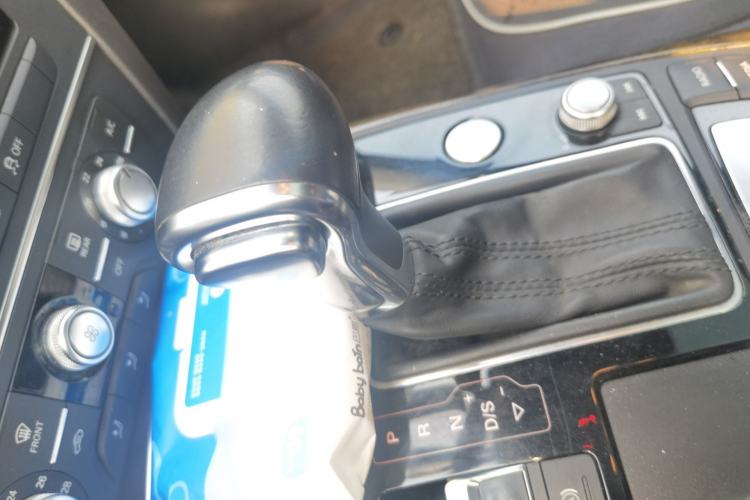 Used Audi A6L 2014 TFSI Standard Model Gear Lever