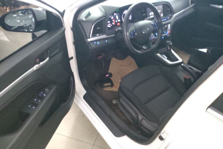 Used Hyundai Elantra (6th Generation / Lingdong) 2016 1.6L Automatic ZhiXuan – Elite Version
