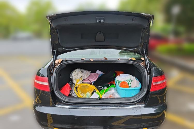 Used Audi A6L 2010 2.0 TFSI Automatic Standard Edition Trunk